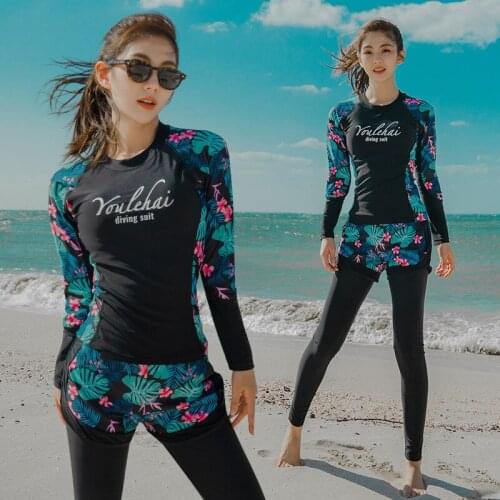 2021 New Floral Print Long Sleeve Swimsuit Women Rashguard Boxer 4 Piece Set Sun Proof Diving Surfing Suit Quick Dry Swimwear