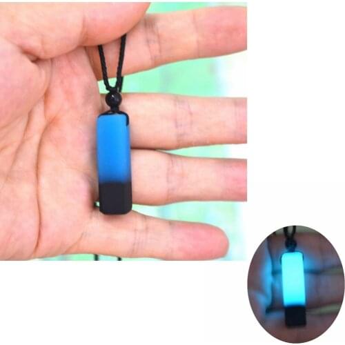 Light absorption necklace, resin luminous Fashion Pendant, men and women adapt to wear jewelry gifts