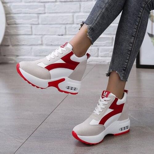 2021 Women Autumn Casual Platform Shoes Fashion High Heels Woman Wedges Sneakers Shoes 8 CM Heigh Increasing Outdoor White Shoes