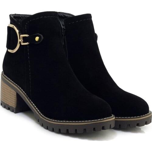 Big Size Medium heel and thicksoled Martin boots, sanded metal decorative boots, children