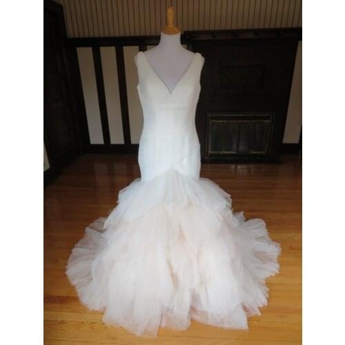 White Mermaid Wedding Dress with Train Pleat Top Plus Size Tulle Wedding Gowns for Bridal 2021 V Neck Robe De Mariée