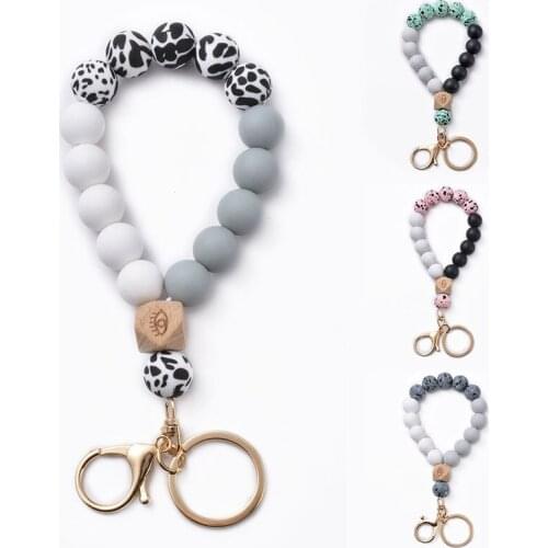 Silicone Keychain For Women Multicolor Wooden Bead Bracelet Keyring For Keys Accessories 2021 Hot Fashion Friends Birthday Gifts