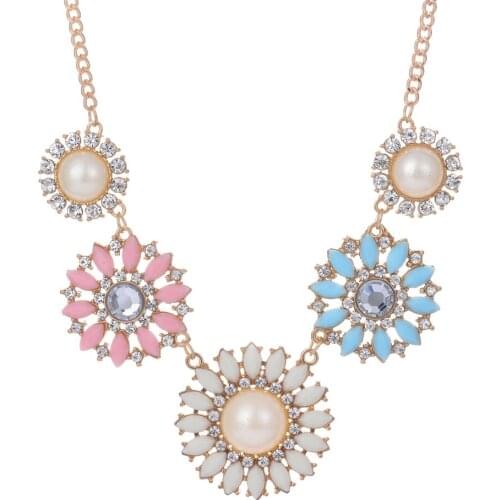 South Korea fashion Little Daisy flowers set auger pearl clavicle short chain Candy color female sunflower joker necklace