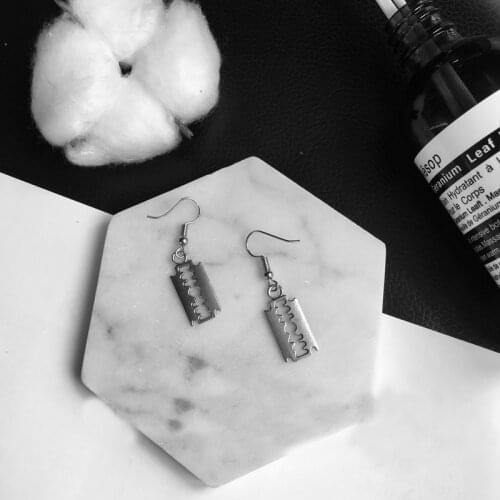 New design blade earrings men ladies punk acrylic rock razor blade earrings cyberpunk fashion jewelry souvenir gifts