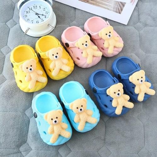 New Arrival Childrens Sandals foe 2021 Summer Holloe Out Hole Solid Bear Modelling Boys and Girls Slippers Kids Non-Skid shoe