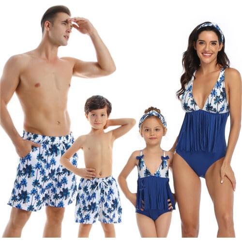 Family Matching Swimsuit Outfits 2021 New Summer Man Beach Short Ladies Girls Swimsuit Boys Swim Shorts Mom and Daughter Clothes