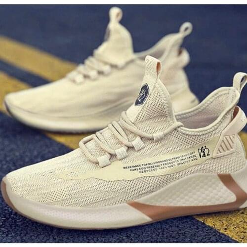 Spring Mens Sneakers 2021 Lightweight Breathable Casual Flat Shoes Outdoor Mens Vulcanized Shoes Running Jogging Shoes