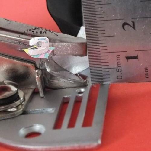 Industrial sewing machine binder flat car thick material edging faucet 5CM cloth strip edge rolling foot
