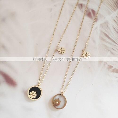 Gold Plated Shell Flower Necklace for Women Jewelry Titanium Steel White Pendant Necklace Luxury Choker Korean New Wholesale
