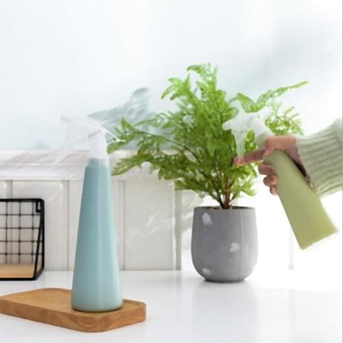 Multi-fuction Plastic Watering Can Plant Flower Watering Pot Spray Bottle Garden Mister Sprayer Gardening Tools