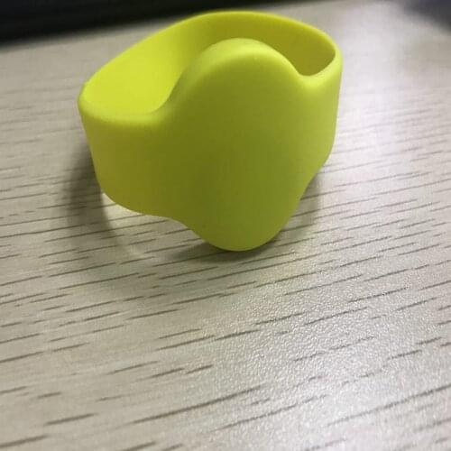 300pcs/lot RFID FM1108 yellow silk-screen silicone wristbands wristbands ISO14443 waterproof bracelet