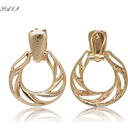 Fani Fashion new earrings Jewelry Stud Earrings For Women Wedding Party 2018 Gold earrings brand Stud earrings Jewelry Wholesale