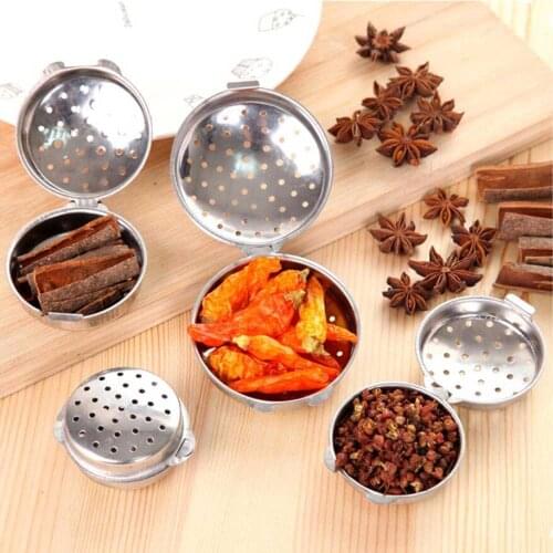 1PC Stainless Steel Ball Tea Spice Strainer Infuser Mesh Filter Leaf with Lid Home Kitchen Storage Seasoning Containers 1035D