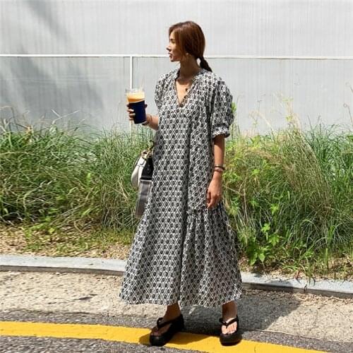 Korean Summer New Loose V-neck Puff Sleeve Printed Dress Long Slim Short-sleeved A-line Floral Dress