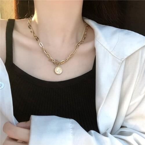 Trendy Fashion Clavicle Pendant Necklace for Women Retro Thick Chain Gold Color Human Head Layered Necklace Bohemian Jewelry New