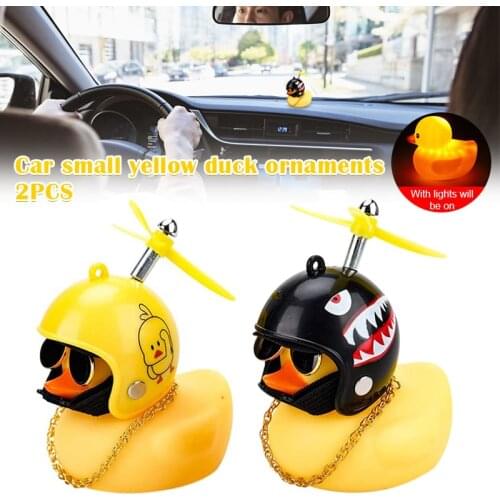 Rubber Duck Toy Car Ornaments Yellow Duck with Propeller Helmet Car Dashboard Decor Toys for Adults Kids M8617