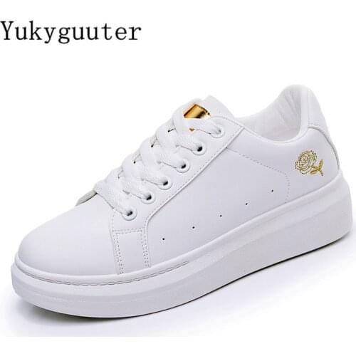 Women Skateboarding Shoes Sport 2018 Light Weight Sneakers Outdoor Athletic Breathable Lace Up High Quality Shoes Woman