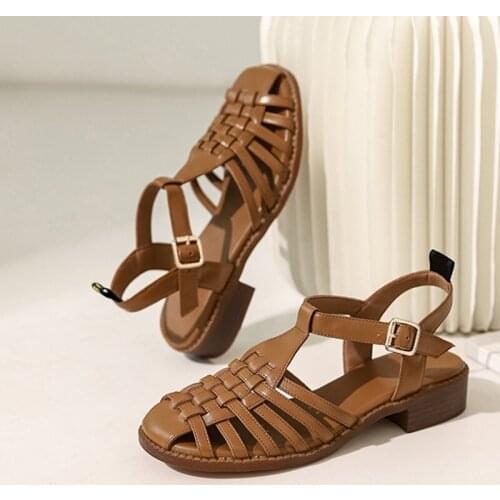 Retro Woven Round Toe Flat Shoes Women Fashion Roman Sandals Spring And Summer Hollow Oxford Shoes Ladies Loafers Brown