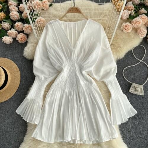 Women Spring V-neck Mini Dress White Black Long Flare Sleeve Folds Slim High Waist Pleated Dress Casual Female Party Dress Robe