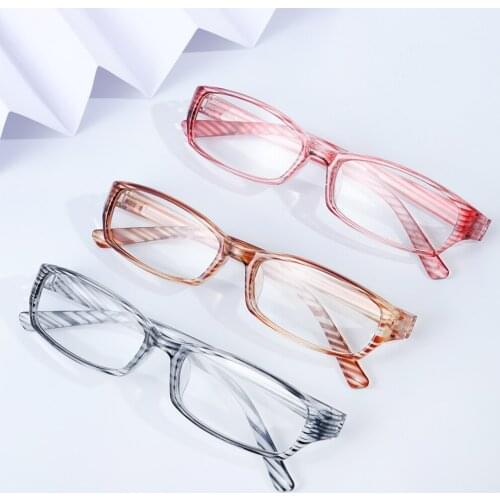 Hot Sale Parents Reading Glasses Fashion Wood Grain Urltra-Light Eye Protection Glasses Men Women Stripe Comfortable Eyeglasses