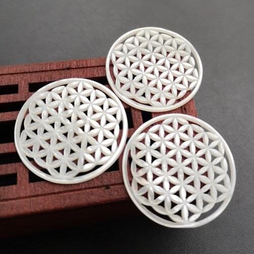 20pcs/lot 30mm 100% real natural Hollow Round pearl MOP Natural Flower of life Mother of Pearl Shell for DIY Earrings Jewelry