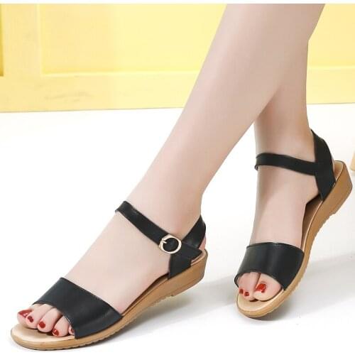 Summer Leather Comfortable Shoes Woman White Split Leather Women Flat Sandals Ladies Beach Sandals Sandalias Zapatos De Mujer