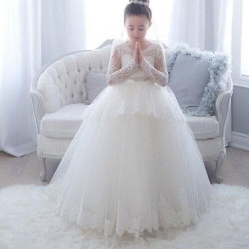 Lace Long Sleeve Flower Girls Dresses 2020 Scoop Ball Gown Princess Little Girls Wedding Party Dress First Communion Gowns