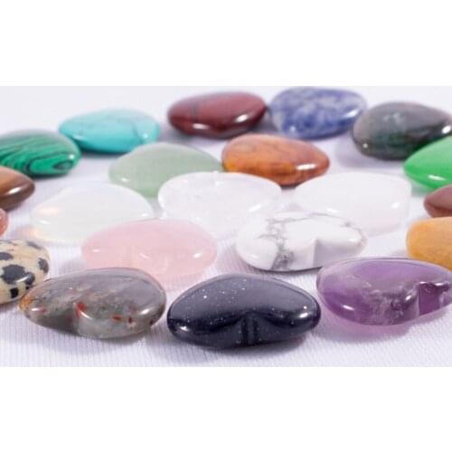 1Pcs Natural Heart Shaped Crystal Stone Party Favor Pink Carved Love Healing Gemstone Handicraft Desktop Decoration Ornaments