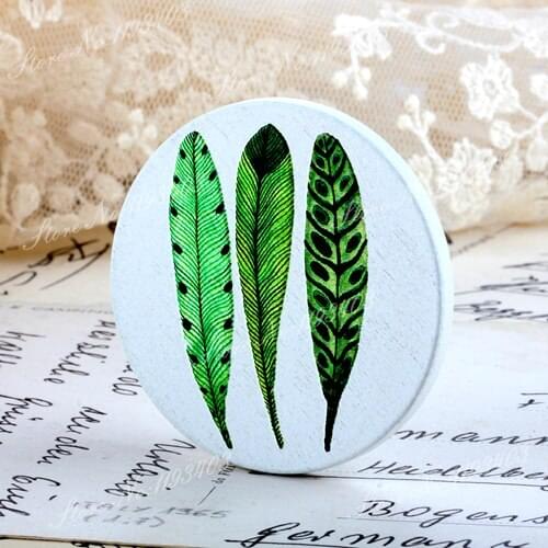 2Pcs 45mm Feather Unique 3D Embossed Big Round Handmade pattern Wood Cut Pendant make Necklaces, Bracelets,Brooch-(WI-21)