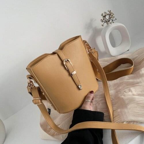 Bag female 2021 new fashion one-shoulder messenger bag female simple and versatile bucket bag single-shoulder female bag