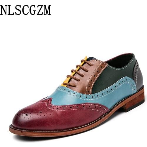 Italian Brogue Shoes Men Office 2021 Leather Shoes Men Formal Coiffeur Wedding Dress Dress Shoes Mens Fashion Business Suit