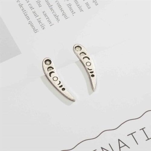 Antique Silver Crescent Moon Earrings Ear Climber Crawler Earrings For Women Everyday Jewelry Wave Knot Ear Cuff Clip Bronics