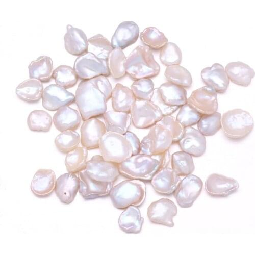 Natural freshwater pearl petals pearl regenerated beads are used to make jewelry DIY earrings necklace accessories