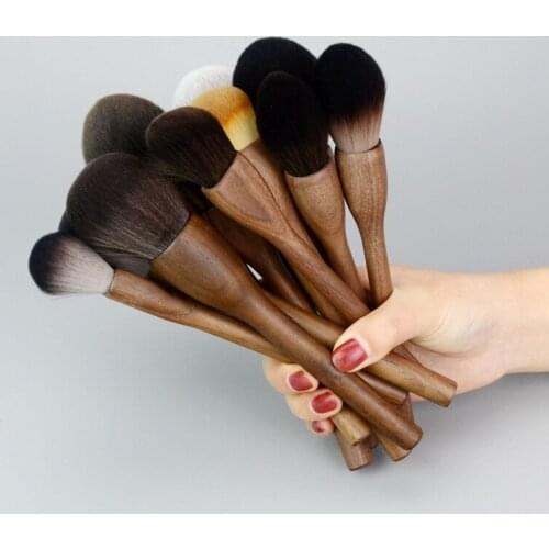 Makeup Brushes Set Wood Handle Foundation Powder Blush Eyeshadow Concealer Lip Eye Make Up Brush Cosmetics Beauty Maquiagem Tool