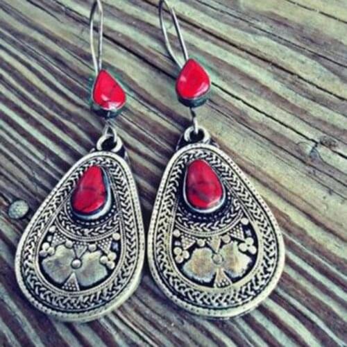 Vintage Palace Style Turquoises Teardrop Shape Earrings Red Stone Inlaid Hollow Chain Pattern Carved Jewelry Drop Dangle Earring