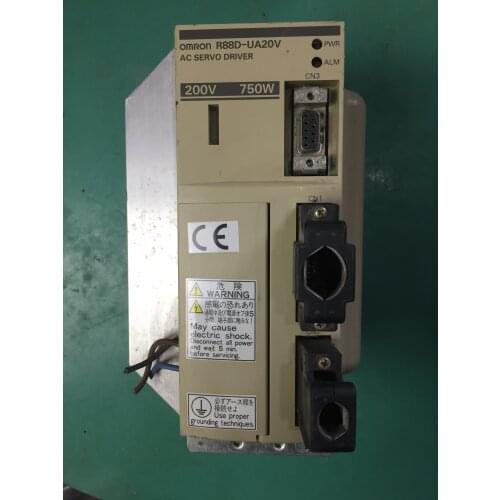R88D-UP12HA Servo driver , used in good condition . 80% appearance new , good working , free shipping