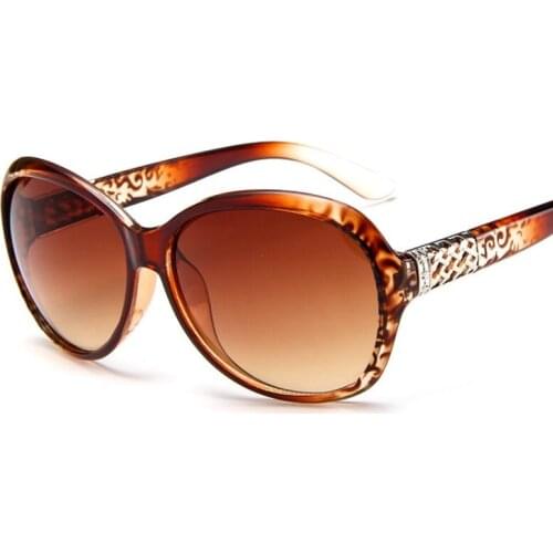 Round Sunglasses Women 2021 Black Oversized Sunglasses Retro Vintage Big Sun Glasses Shades For Women Zonnebril Dames