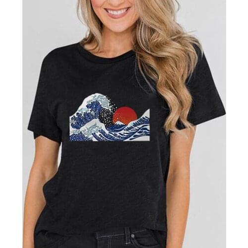 The Great Wave Off Kanagawa Printed T-shirt New Arrival Summer Harajuku Japanese Style Loose Vintage Women T-shirt Gothic Top