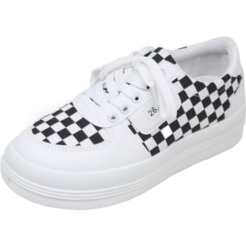 2021 spring and autumn new ladies Japanese cute round toe thick-soled canvas shoes casual all-match sports white shoes