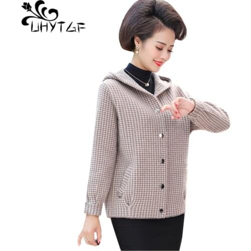 UHYTGF Quality mink fleece spring autumn sweater jacket women fashion hooded casual short coat 4XL plus size cardigan women 1231