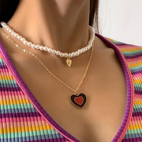 New Arrival Metal Geometric Necklaces Womens Vintage Strand Pearl Alloy Drops of Oil Love Pendant Necklaces Jewelry for Girls