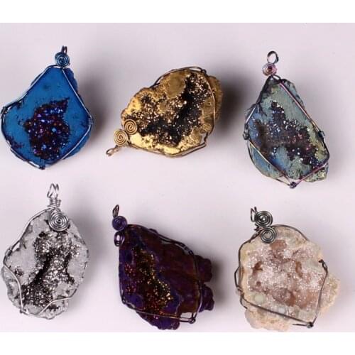 Top Selling Rainbow Lucky Wire Wrap Natural Mineral Geode Titanium Quartz Crystal Stone Druzy Beads Pendant Birthday Gift