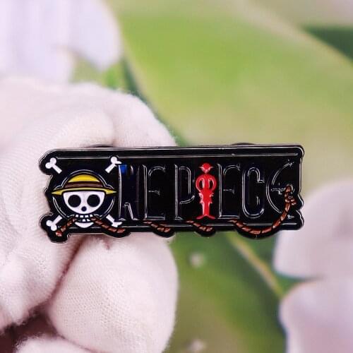 Anime Luffy Skull Straw Hat Novelty Brooch Pins Enamel Metal Badges Lapel Pin Brooches Jackets Jeans Fashion Jewelry Accessories