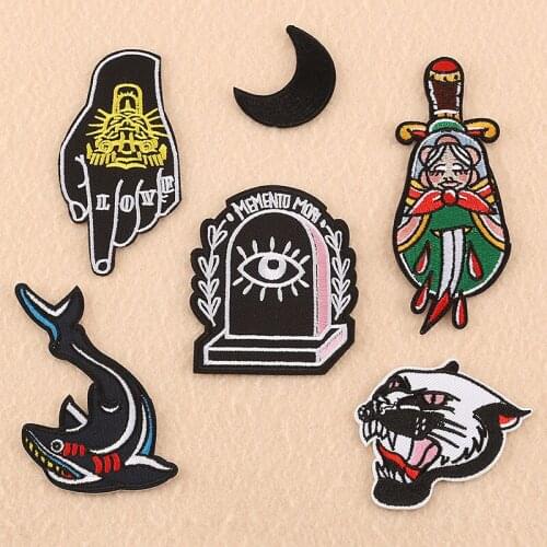 New Leopard Moon Shark Animal Patches Sewing Embroidered Applique for Jacket Clothes Stickers Badge DIY Apparel Accessories