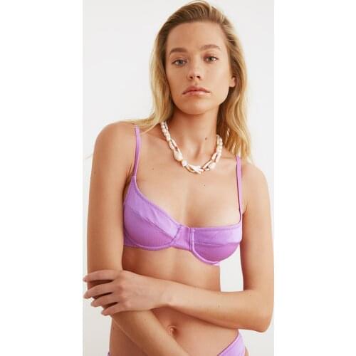Trendyol Textured Underwire Bikini Top TBESS21BU0258