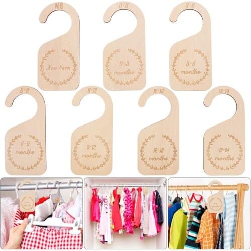 7Pcs Wooden Baby Closet Divider Cloth Organizer Nursery Infant Wardrobe Divider Baby Closet Size Divider Baby Clothes Hanger