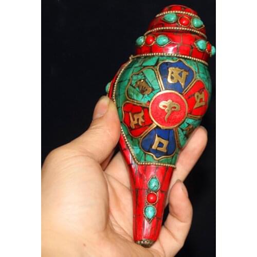 Buddha horn Tibet Conch Emboss Pattern Sea Snail Sakyamuni Shakyamuni Tathagata antique Vintage Turquoise Nepal