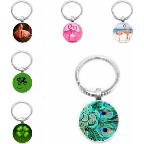 2019 Childrens Jewelry Ornaments Green Four-leaf Clover Peacock Swan Logo Glass Convex Round Pendant Keychain Jewelry Gift