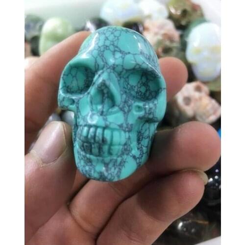 New fashion natural turquoise crystal, turquoise sculpture mini skull decorative household decoration