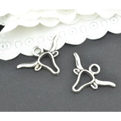 40Pcs metal cow head Charm Antique Tibetan Silver Pendant Jewelry Products Charms Diy Pendants For Necklace Bracelets D989
